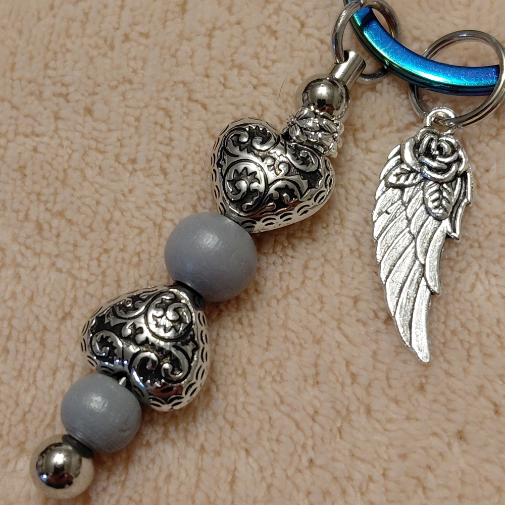 Over The Rainbow Barbed Heart and Angel Wing Bag Charm Keychain - Picture 5 of 5